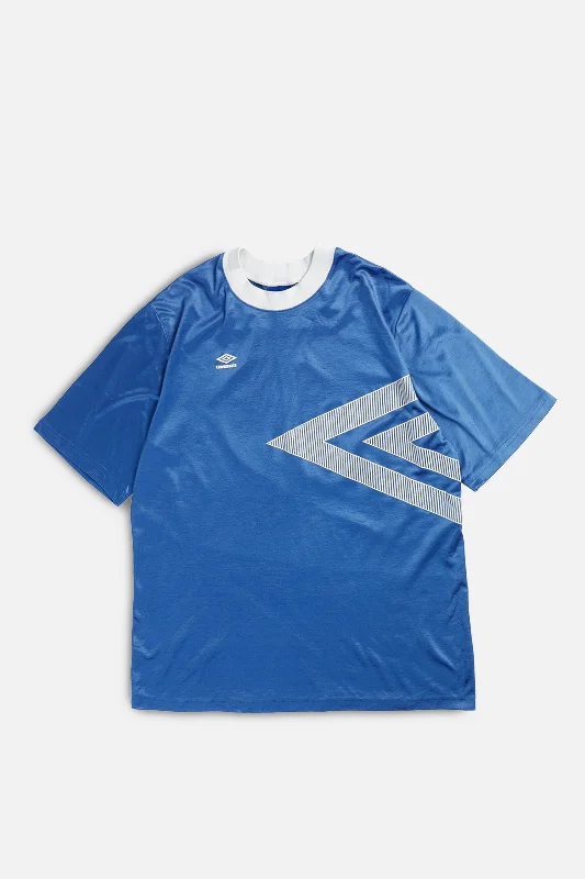 urban workout sweatshirtVintage Umbro Soccer Jersey - XL